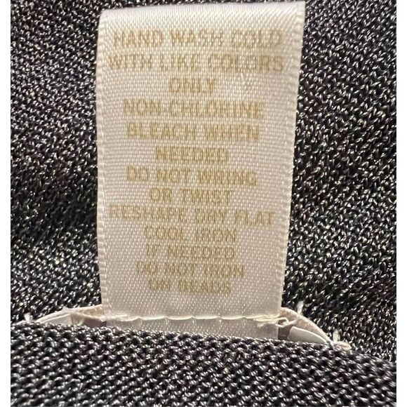 Cache Silver Beaded Cold Shoulder Short Sleeved Dressy Top GORGEOUS S - Picture 9 of 9